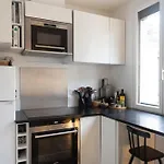 Comfortable T2 apartment - Sacré Coeur view